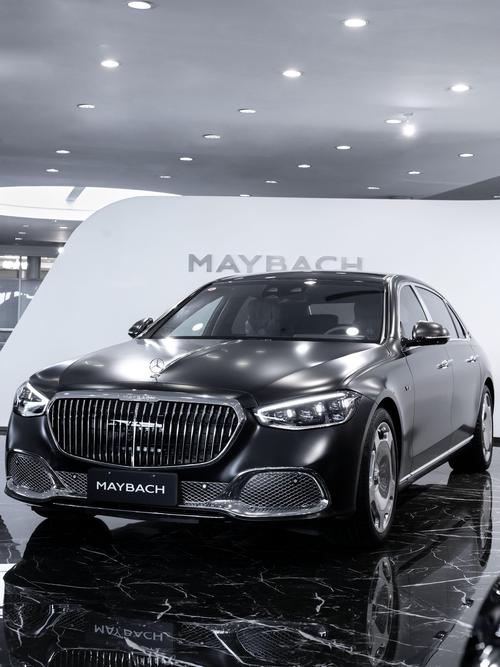 佛山三水区彩铁思企业管理咨询岚图汽车的售后服务让用户无忧出行，迈巴赫未来的豪华车趋势